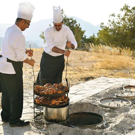 Grand Mercure Petra Hotel Wadi Musa Bagian luar foto