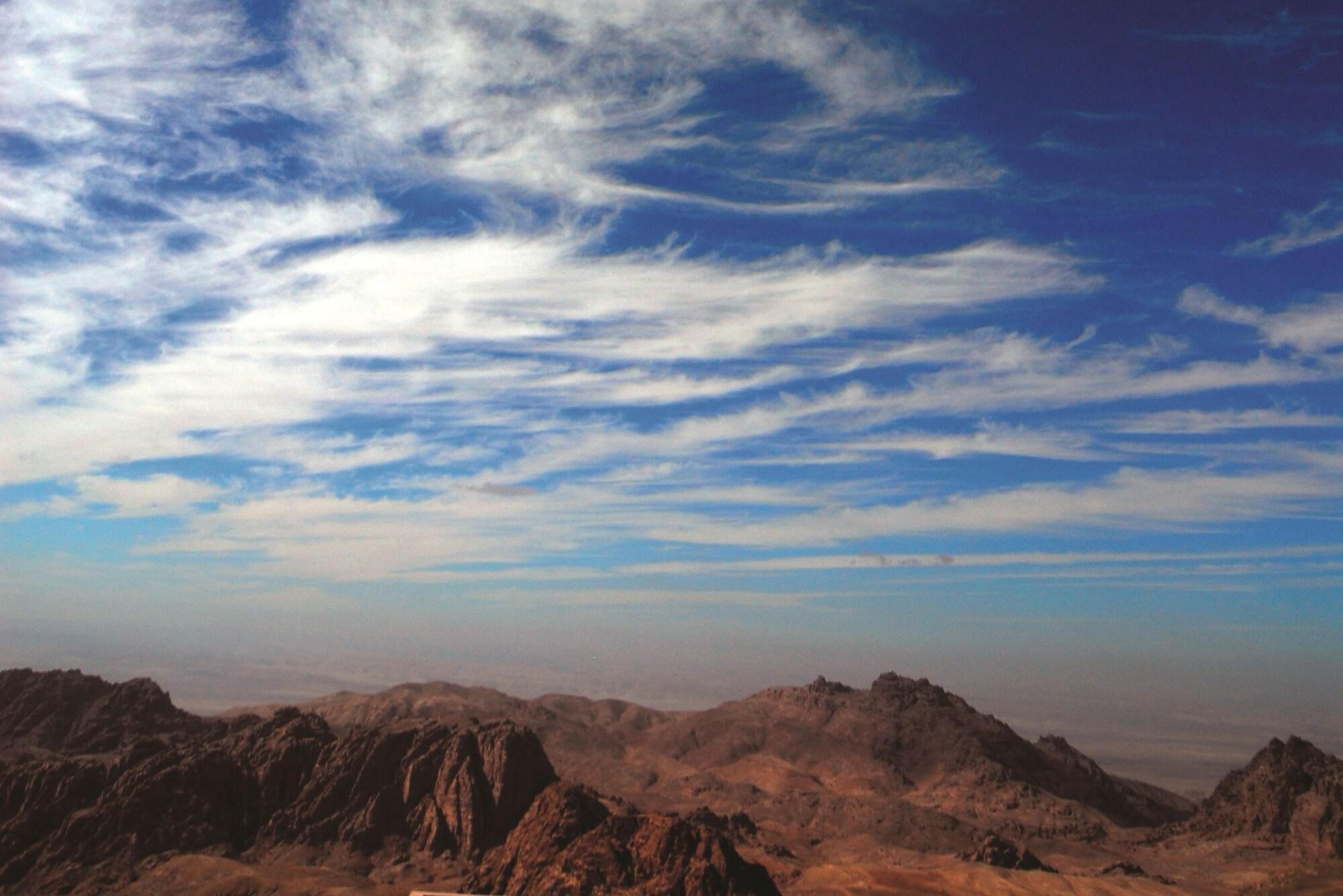 Grand Mercure Petra Hotel Wadi Musa Bagian luar foto