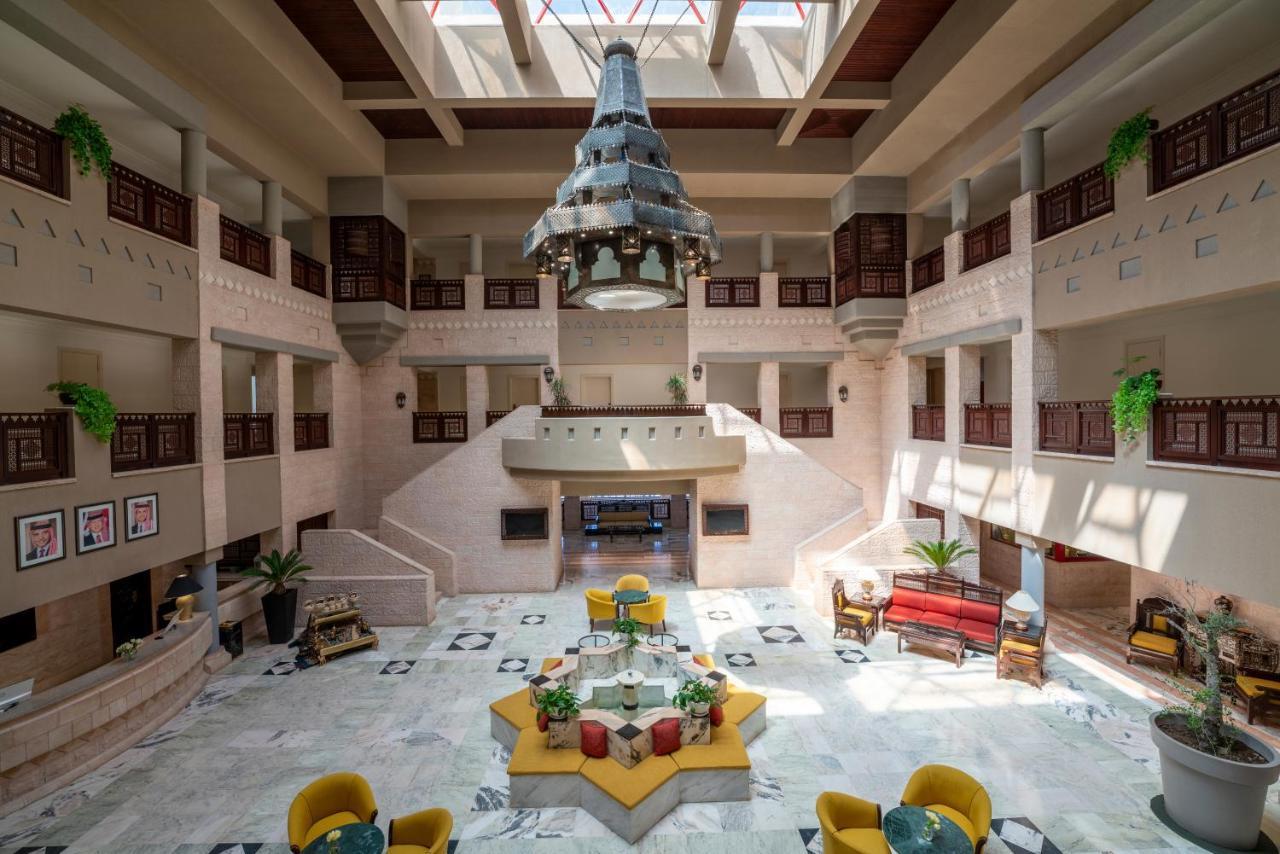 Grand Mercure Petra Hotel Wadi Musa Bagian luar foto